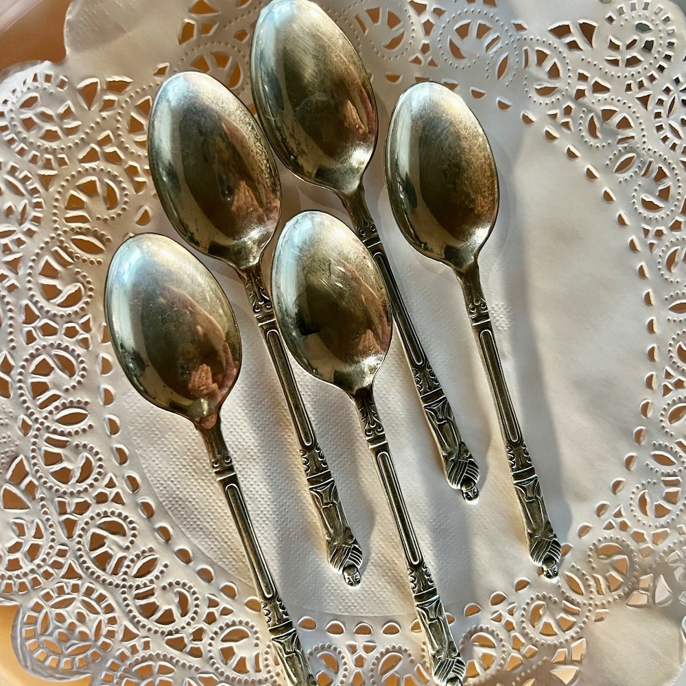 set 5 vtg Sheffield  EPNS electroplated nickel silver spoons so tiny *holy tea*